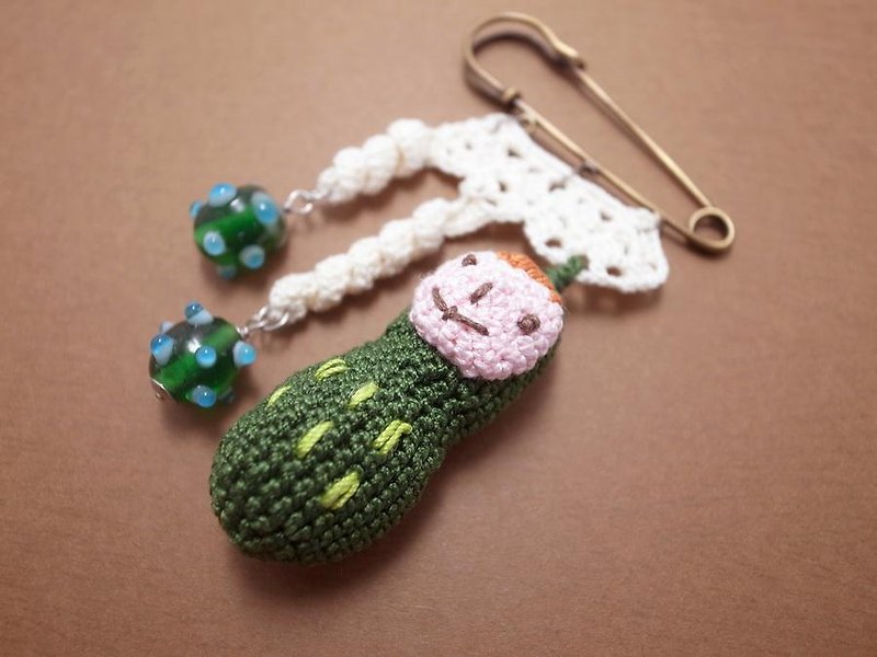 Crochet Lace Jewelry (Happy Peanut I-a) Brooch - Brooches - Cotton & Hemp Multicolor