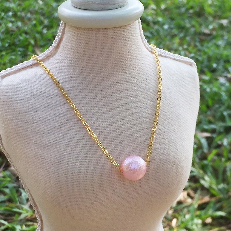 "LaPerle" imitation pearl pink cotton necklace 16k gold plated brass necklace Handmade Christmas gifts - สร้อยติดคอ - วัสดุอื่นๆ สึชมพู