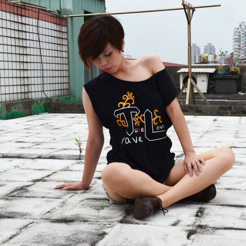 旅行與愛 - 女 T 恤 - 棉．麻 