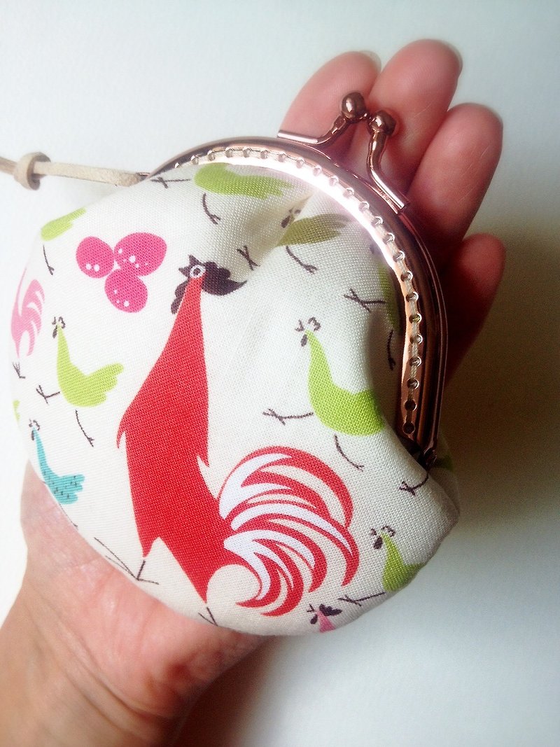 Hm2. Big-eyed cock. Shell mouth gold bag - Coin Purses - Cotton & Hemp Red
