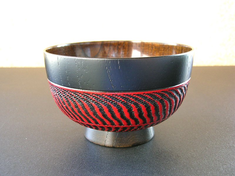 Wooden bowl random notch design black x red - Bowls - Wood Black