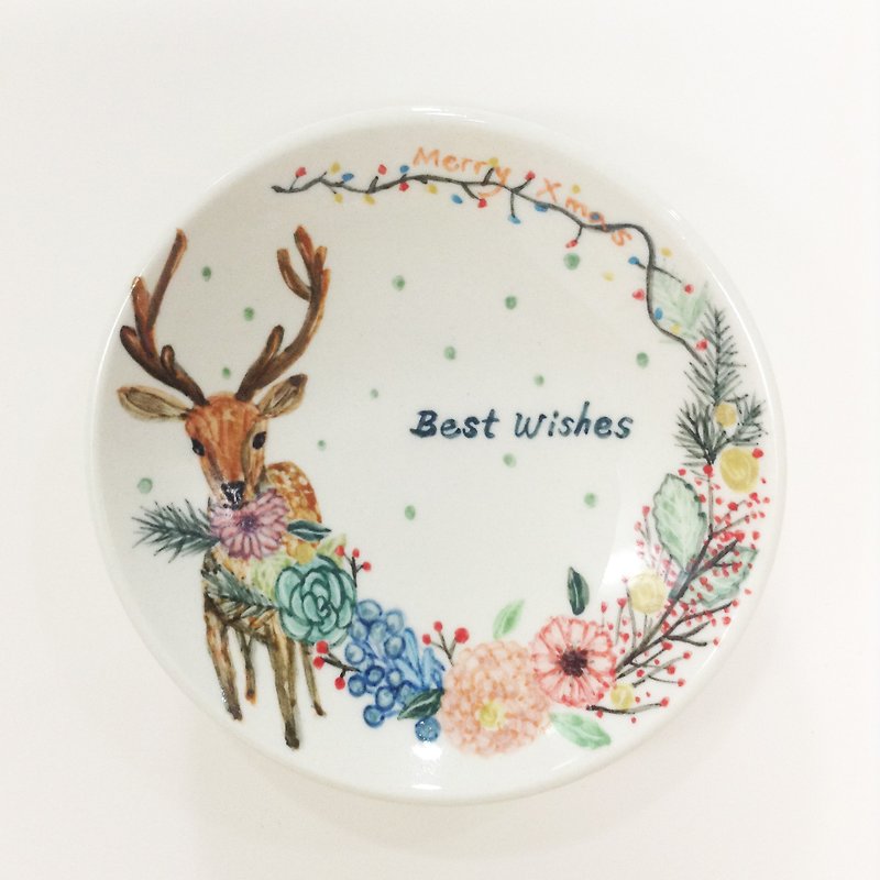 Fawn Biting Wreath-[Customized] Hand-painted Christmas Small Plate [Christmas/Christmas Gifts/Exchanging Gifts] - Small Plates & Saucers - Porcelain Multicolor