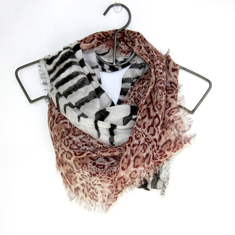 leopard zebra print scarf - ผ้าพันคอ - ผ้าฝ้าย/ผ้าลินิน 