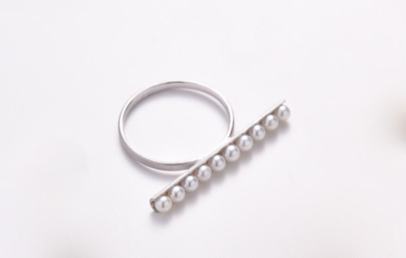 Freshwater baby pearl single letter ring (Silver color) - แหวนทั่วไป - โลหะ สีเทา