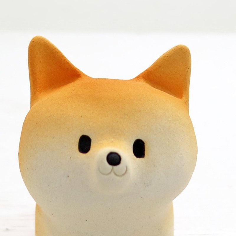 Shiba Inu figurine of Ceramics "The Osuwari Mini shiba " Shiba is Japanese dog. Animal sculpture - 花瓶/花器 - 其他材質 橘色