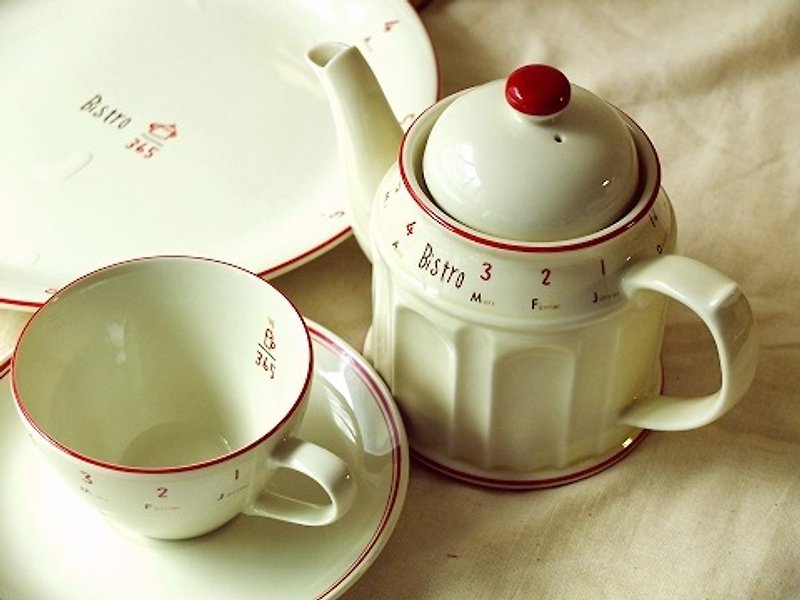 日本IZAWA BISTRO 巴黎小餐館 茶壺 紅線條 已停產不會再有 - 茶具/茶杯 - 瓷 白色
