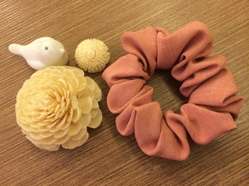 Dr.Pumpkin- flower hair ring colon (large intestine circle) - gentle pink - เครื่องประดับผม - วัสดุอื่นๆ สึชมพู