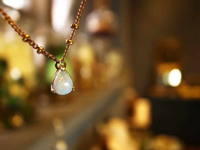 "Heritage Collection" collection of short woman aroma opal necklace handmade vintage brass - สร้อยคอ - โลหะ ขาว