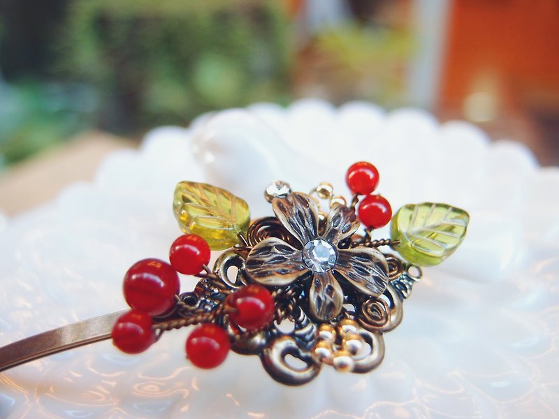 "DODOWU jewelry hand-made light" [exclusive design ※ Shanguilai small clip / edge clip] - Hair Accessories - Gemstone Red