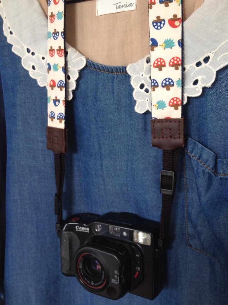 ﹝ Clare handmade cloth ﹞ mushrooms pattern playful style camera strap - ID & Badge Holders - Other Materials Multicolor