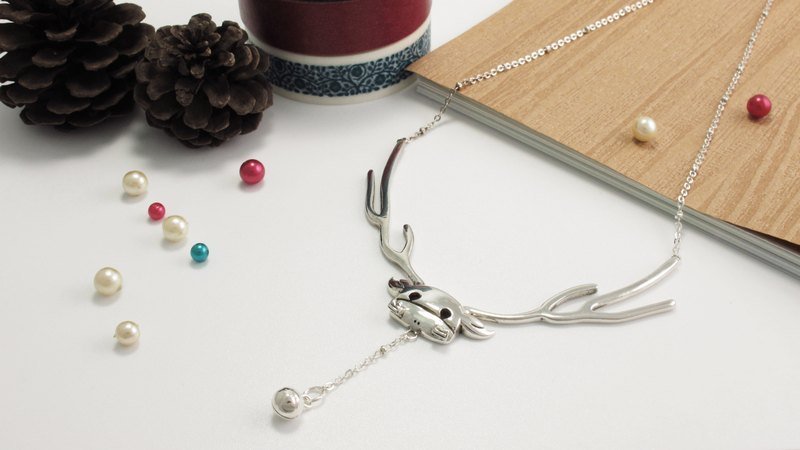 ART64 manual design silver Christmas ~ ~ stunning curved deer elk necklace Christmas gift - สร้อยคอ - โลหะ สีเทา