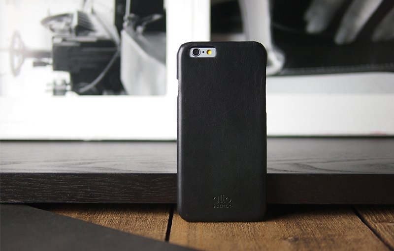 Alto iPhone 6/6S 4.7 inch leather phone case back cover Original - Raven black _ can add custom text Lei carving - เคส/ซองมือถือ - หนังแท้ สีดำ