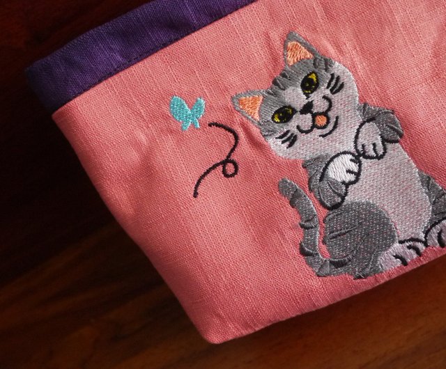 孟猫の刺繍榴散弾口のゴールドポーチ財布（名前は英語で刺繍さすることができますので、予めご了承ください） - ショップ サムライボンド ポーチ -  Pinkoi