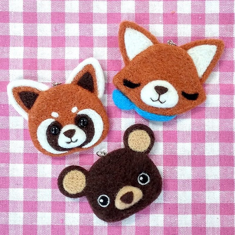 Red Panda/ Bear/ Red fox   Wool felt, Handmade, Accessories, Wildlife Series - สร้อยคอ - ขนแกะ 