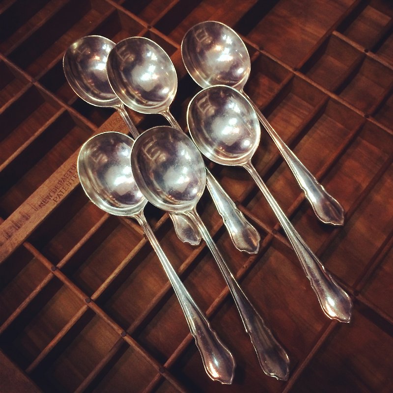 Britain made the old silver-plated silver-plated spoon device - ช้อนส้อม - โลหะ สีเทา
