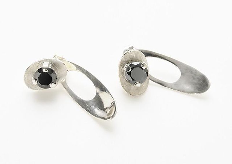 橢圓形耳環（2 way）銀飾 - 耳環/耳夾 - 其他金屬 灰色
