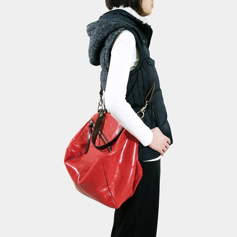 Influxx Qb Large Leather / Messenger Bag - Poppy Red - Messenger Bags & Sling Bags - Genuine Leather Red