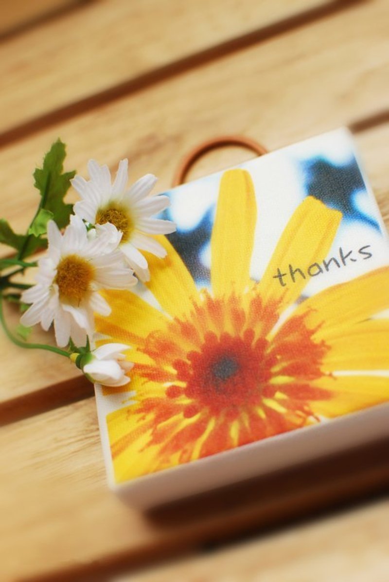 thanks - Items for Display - Wood Yellow