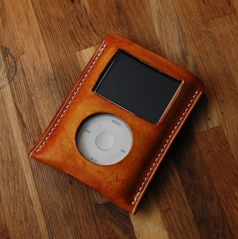 罐手制 手工染黃棕色義大利植鞣革 MP3 ipod classic ipc皮套 - 其他 - 真皮 橘色