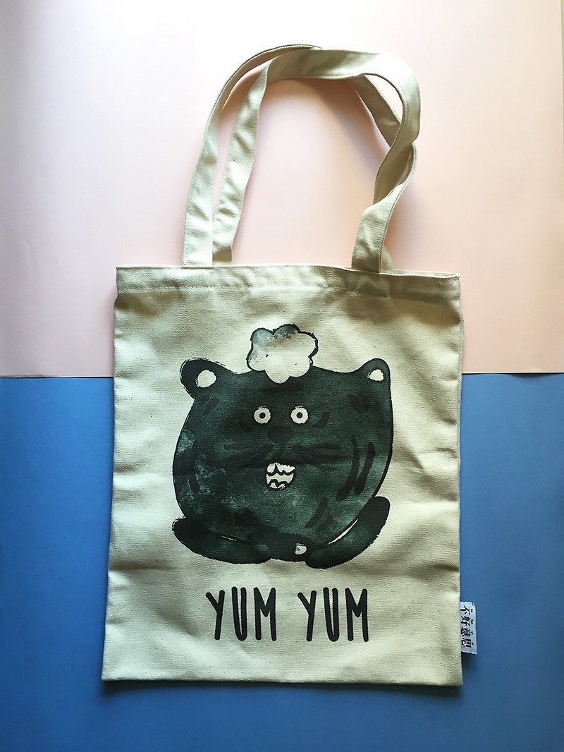 Miaoli Tiger Aunt｜Shoulder Canvas Bag - กระเป๋าแมสเซนเจอร์ - กระดาษ 