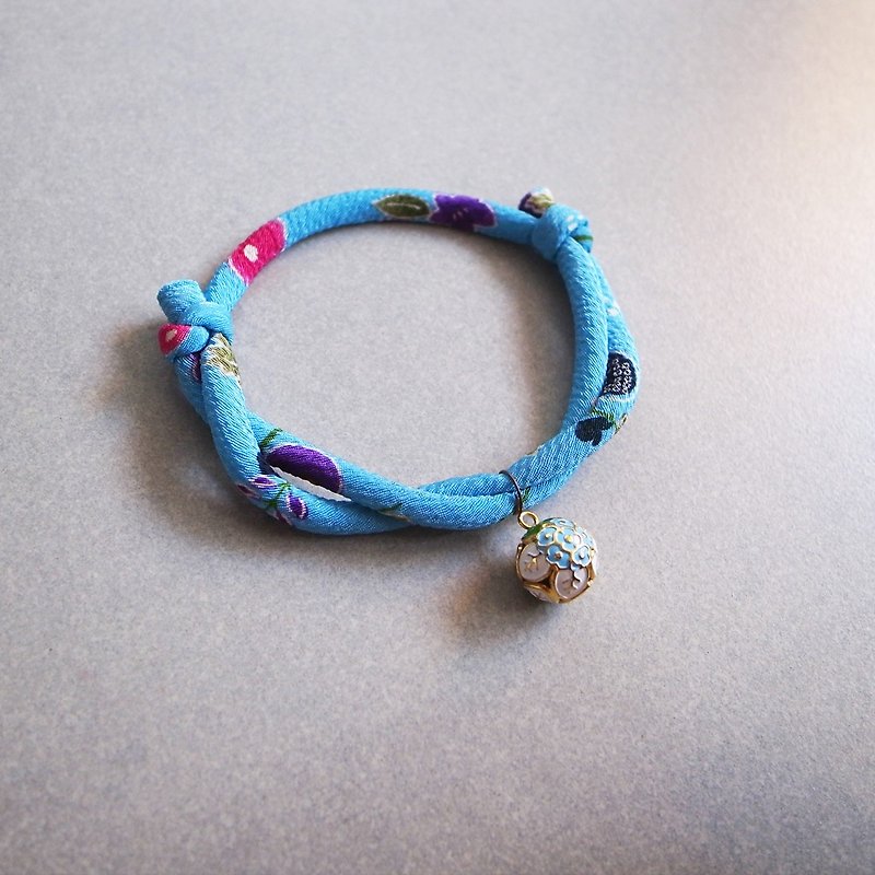 日本犬貓和布頸圈 項圈(可調式)--水色+藍繡球圓鈴_S號 - 項圈/牽繩 - 絲．絹 藍色