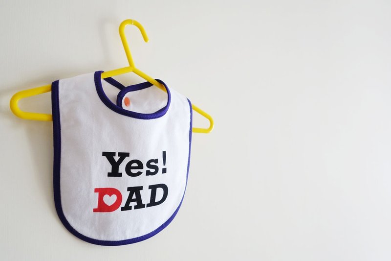 ::心裡話系列:: Yes! Dad 圍兜兜 - 圍兜/口水巾 - 棉．麻 藍色