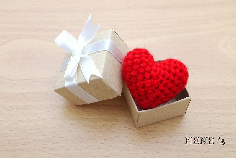 My heart gave u needle - Charms - Other Materials Multicolor
