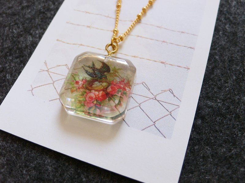 :: Day and the good day :: dream bird vintage necklace Shuijingjiao paragraph [square] - Necklaces - Other Materials Multicolor