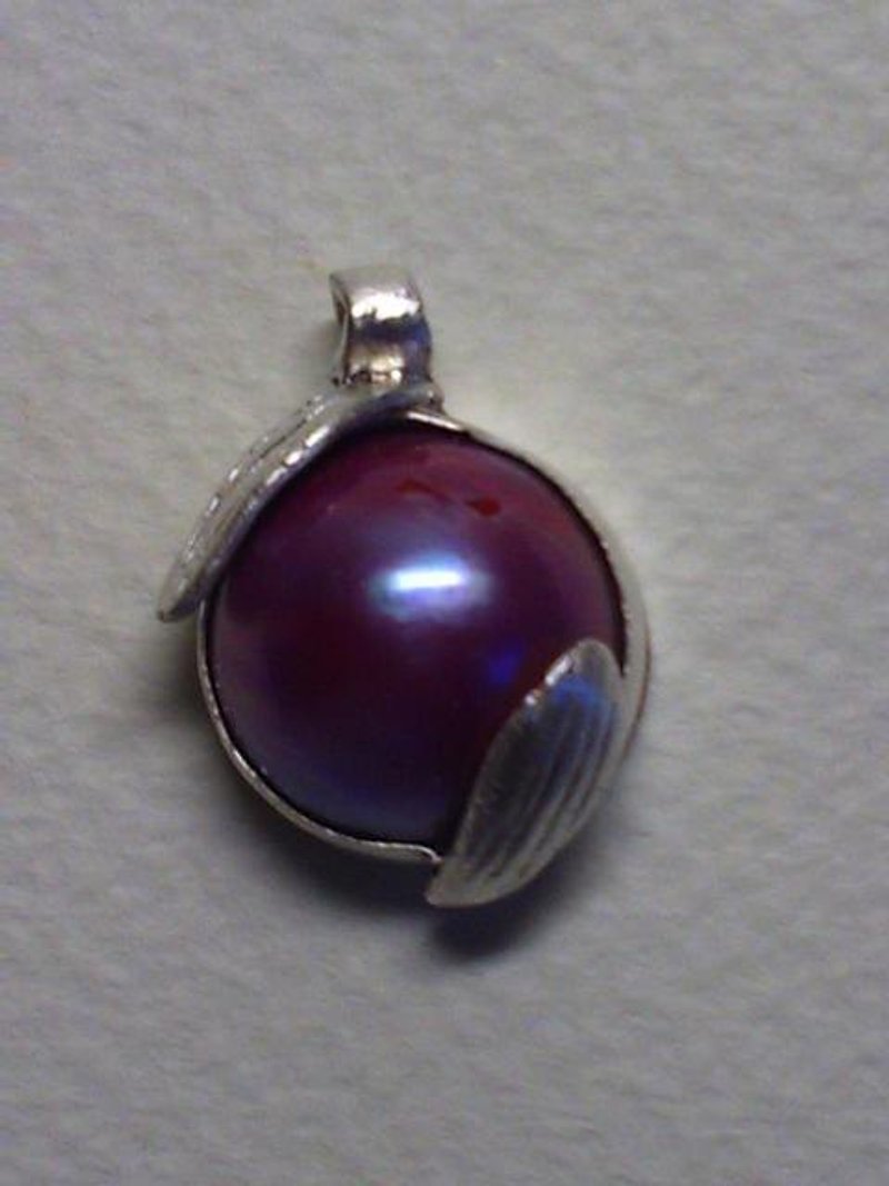 Silver natural half  pearl pendant - สร้อยคอ - เครื่องเพชรพลอย 