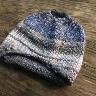 Mama 100% hand-made hat - chestnuts caps - blue gradient - Christmas / exchange gifts
