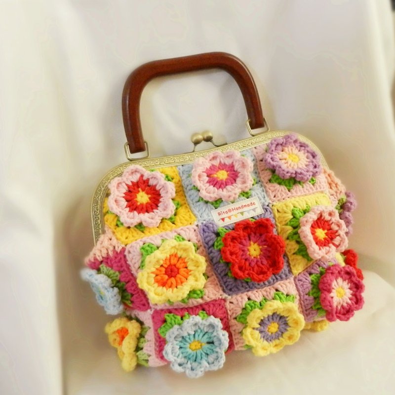 crocheted bag - กระเป๋าถือ - วัสดุอื่นๆ สีเหลือง