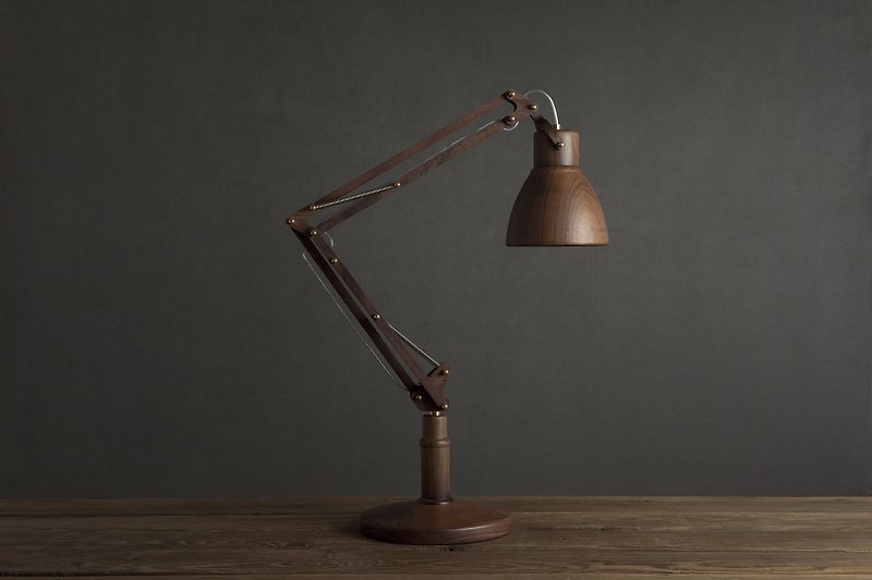 Wood Task Lamp / WALNUT - โคมไฟ - ไม้ สีนำ้ตาล