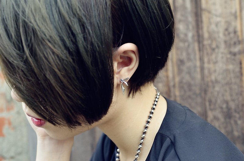 [Angel & Elf 925 sterling silver earrings/pair] (asymmetrical earrings/sticky earrings) Valentine's Day gift - Earrings & Clip-ons - Sterling Silver Silver