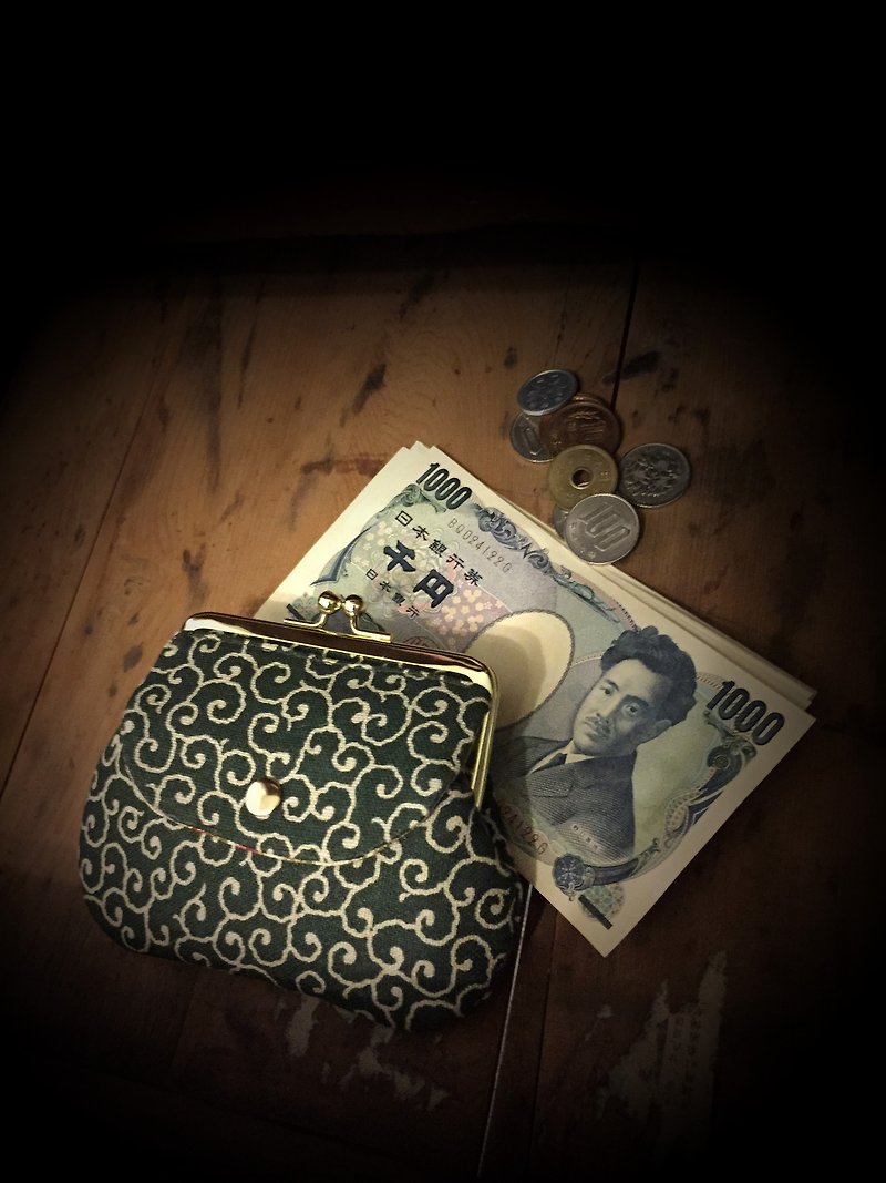 日本和風口袋口金包(唐草紋) - 銀包 - 其他材質 綠色