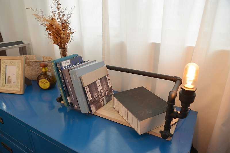 Industrial wind desk type_lighting water pipe bookshelf (including light bulb)