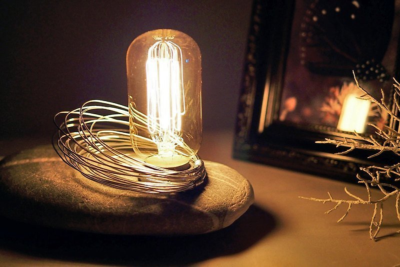 【創意燈飾】花扁愛迪生燈 - 照明・ランプ - その他の素材 グレー