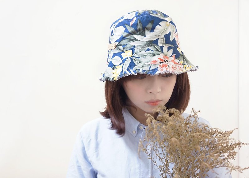 気まぐれな両面帽子|インジゴ夏/最後の一人の女の子のM - 帽子 - その他の素材 ブルー