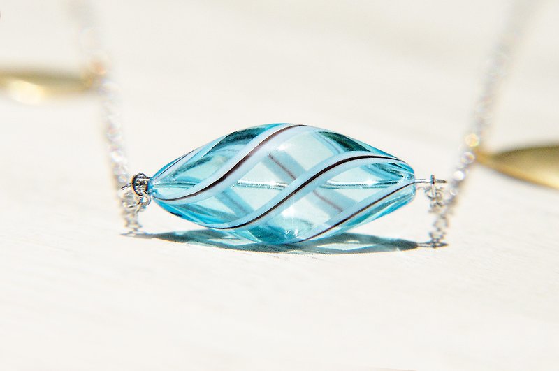 /シンプルなセンス/吹きガラスのネックレスフランスの手動回転 - アクアブルーの幾何学的な世界 - ネックレス・ロング - ガラス ブルー