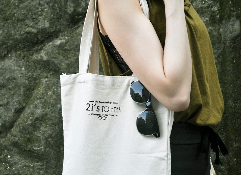 Canvas bag 2is monochrome canvas bag - กระเป๋าแมสเซนเจอร์ - วัสดุอื่นๆ ขาว