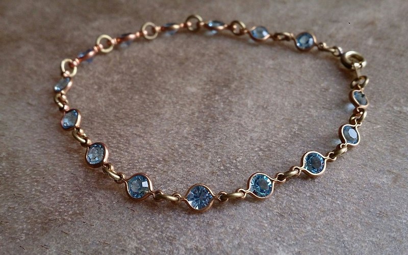 Antique light blue Swarovski Bracelets - Bracelets - Gemstone 