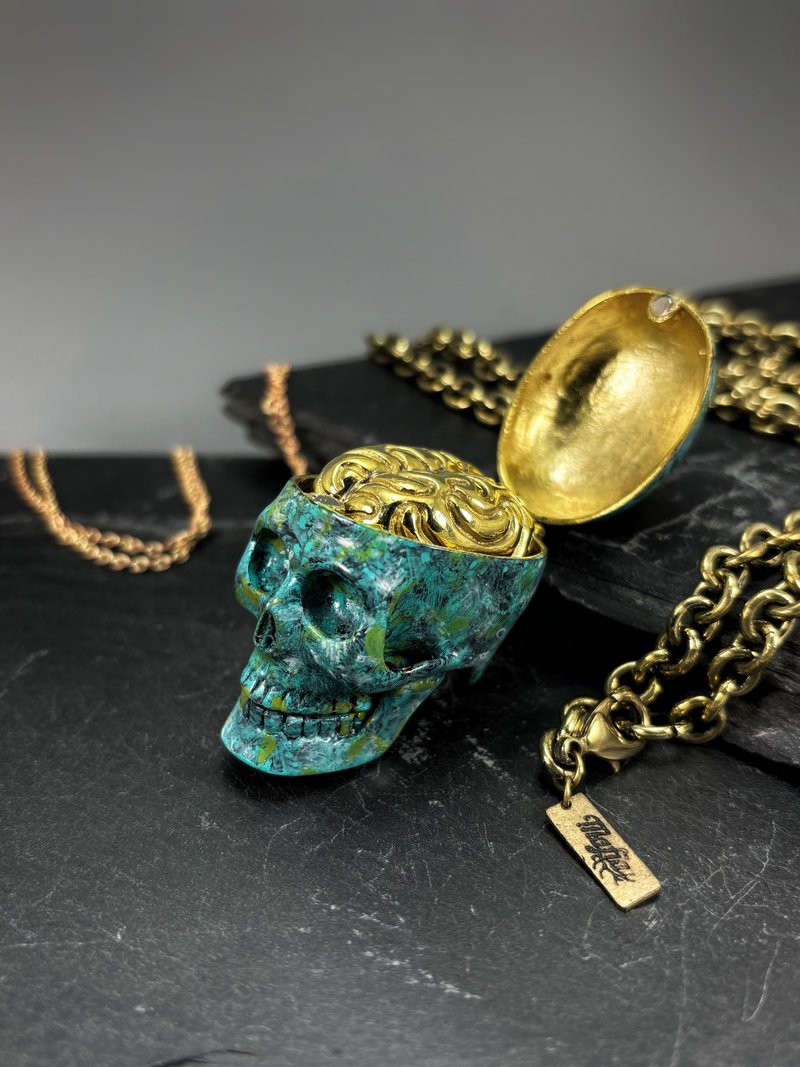 Patina Skull and Golden Brass Brain Pendant Necklace in Brass. 4 Colourways. - Necklaces - Other Metals 