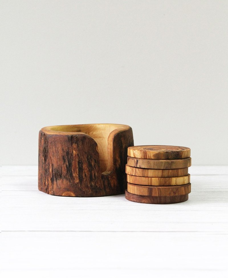 British Naturally Med olive wood log groove design coaster/table mat/display tray - ที่รองแก้ว - ไม้ สีนำ้ตาล