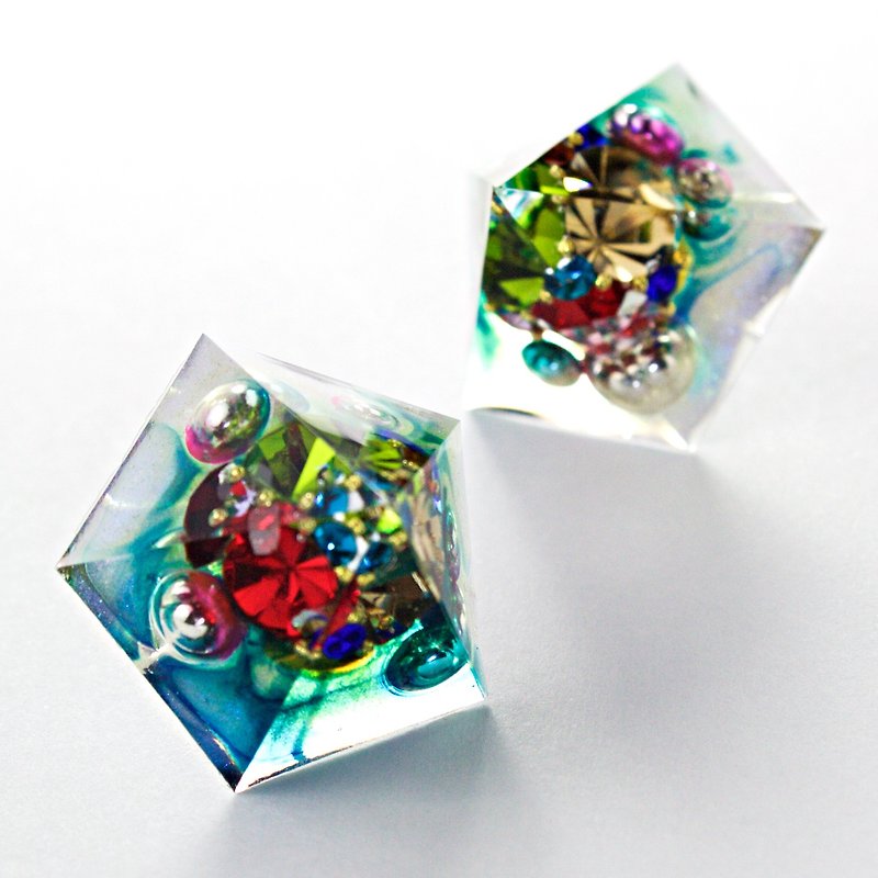 Pentagon Earrings (Unknown Encounter) - Earrings & Clip-ons - Resin Multicolor