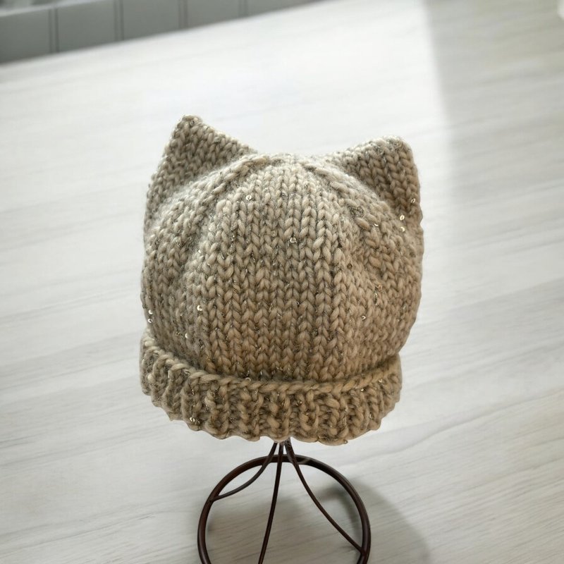 Handmade Cat Ear Hat Japanese Wool Knitted Hat - หมวก - ขนแกะ 