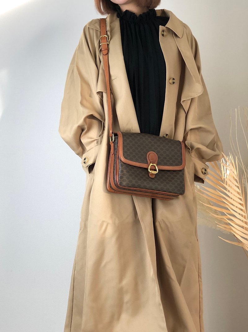 [Direct from Japan, branded used bag] CELINE Horsebit shoulder bag, Brown PVC leather, vintage z6msw5 - กระเป๋าแมสเซนเจอร์ - หนังแท้ สีนำ้ตาล