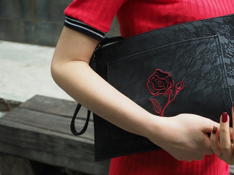 Rose's Clutch - Other - Other Materials Black