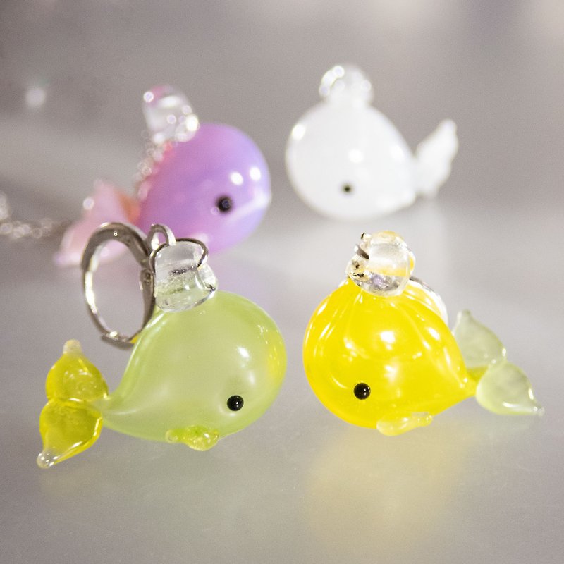 Blown Glass Earrings: The Tiny Whales - 耳環/耳夾 - 玻璃 藍色