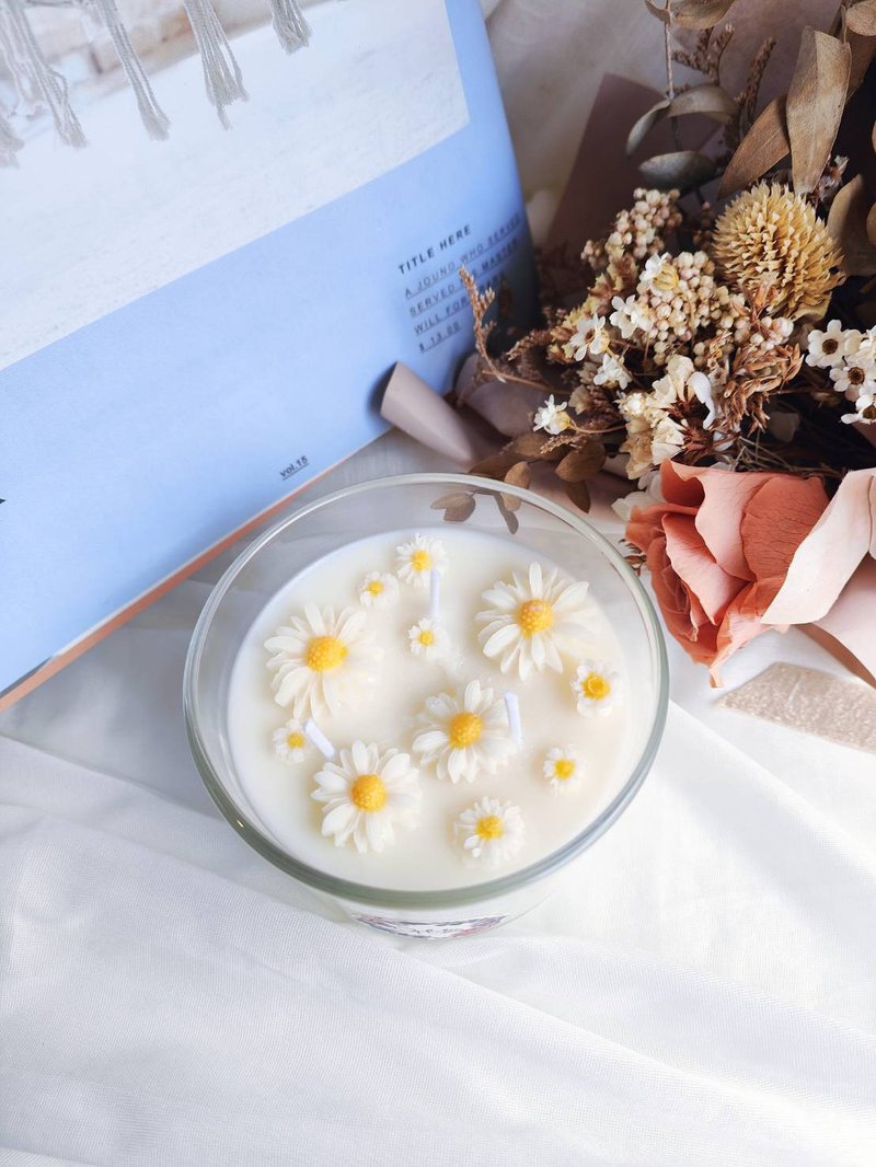 Daisy Scented Candle - น้ำหอม - ขี้ผึ้ง ขาว