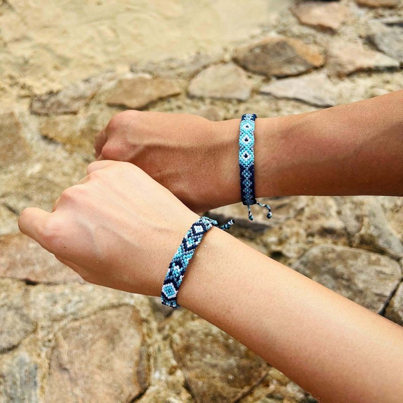 Blue Eyes Series - Braided Bracelet - Ethnic Style | Evil eye - Jade Thread | Wettable - Bracelets - Silk Blue