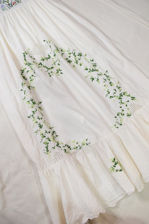 REMAKE| ヨーロピアン刺繍テーブルクロスリメイクドレス NO.3